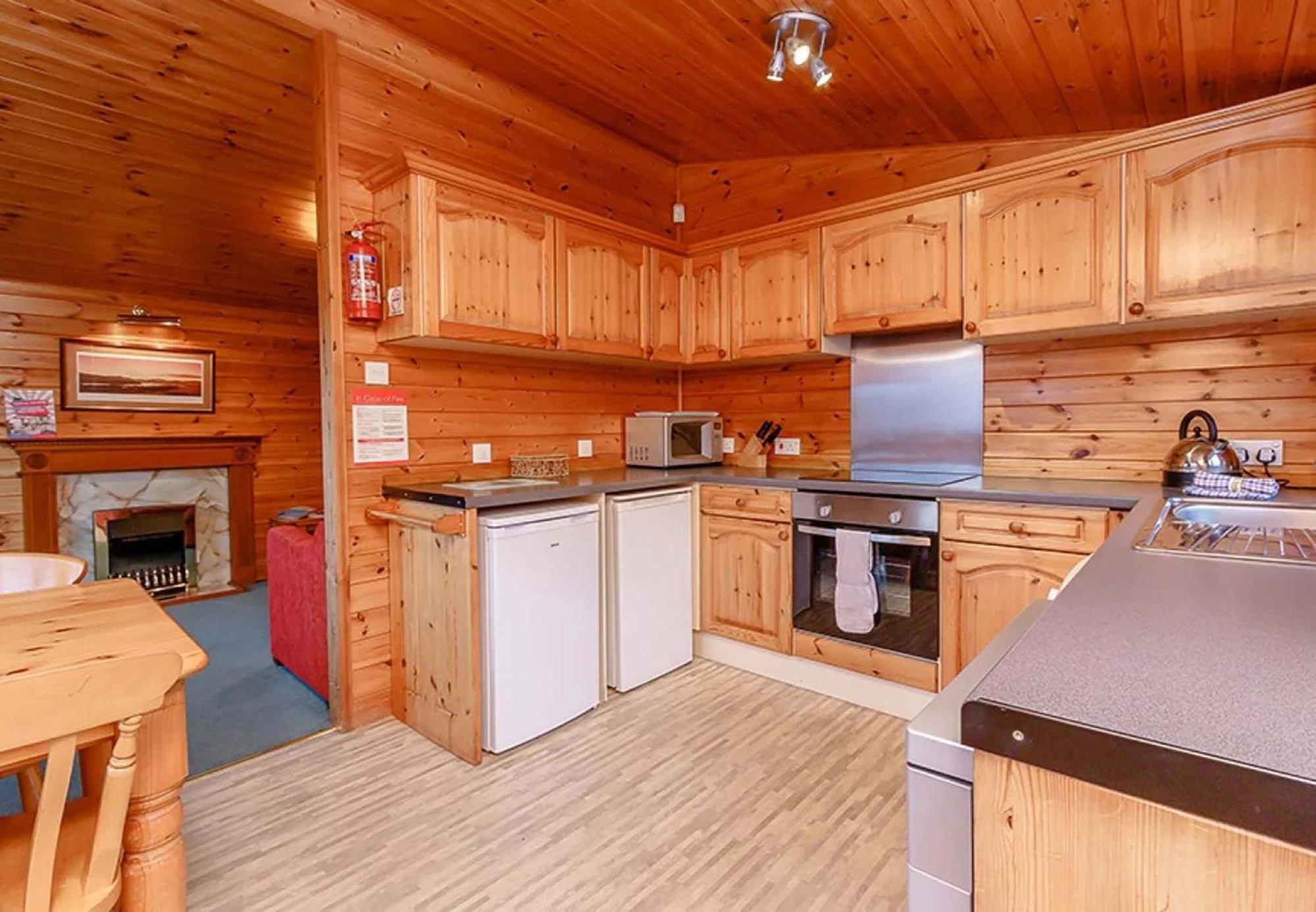 Loch Lomond Holiday Park อินเวอร์เนส ภายนอก รูปภาพ